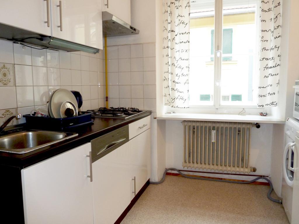 Apartment Jakominiplatz Грац Стая снимка