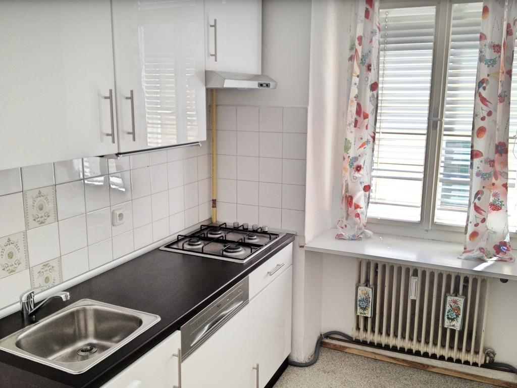 Apartment Jakominiplatz Грац Стая снимка