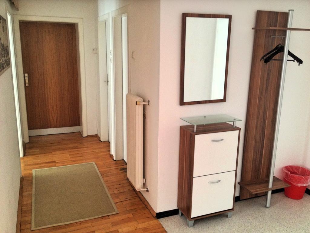 Apartment Jakominiplatz Грац Стая снимка